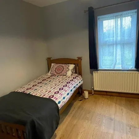 Retreat In Sligo- Sleeps4- Pet Friendly Ferienhaus
